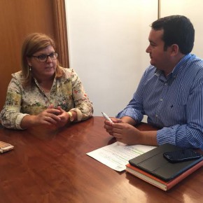 Victoria Domínguez se reúne con el presidente de la FEMPEX
