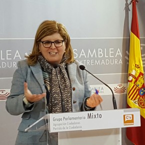 Victoria Domínguez pide al presidente de la Junta que explique si Extremadura va a emitir nueva deuda pública este año