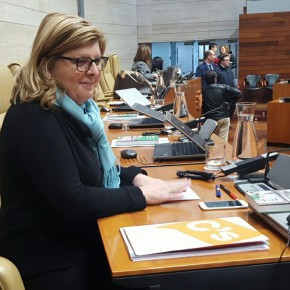 Victoria Domínguez “Ciudadanos va a seguir exigiendo los compromisos de Fomento con el FF.CC en Extremadura”