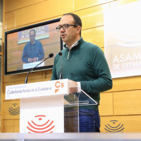 Polo (Cs): “Con la gestión del PSOE Extremadura no tiene presente pero tampoco tiene futuro”